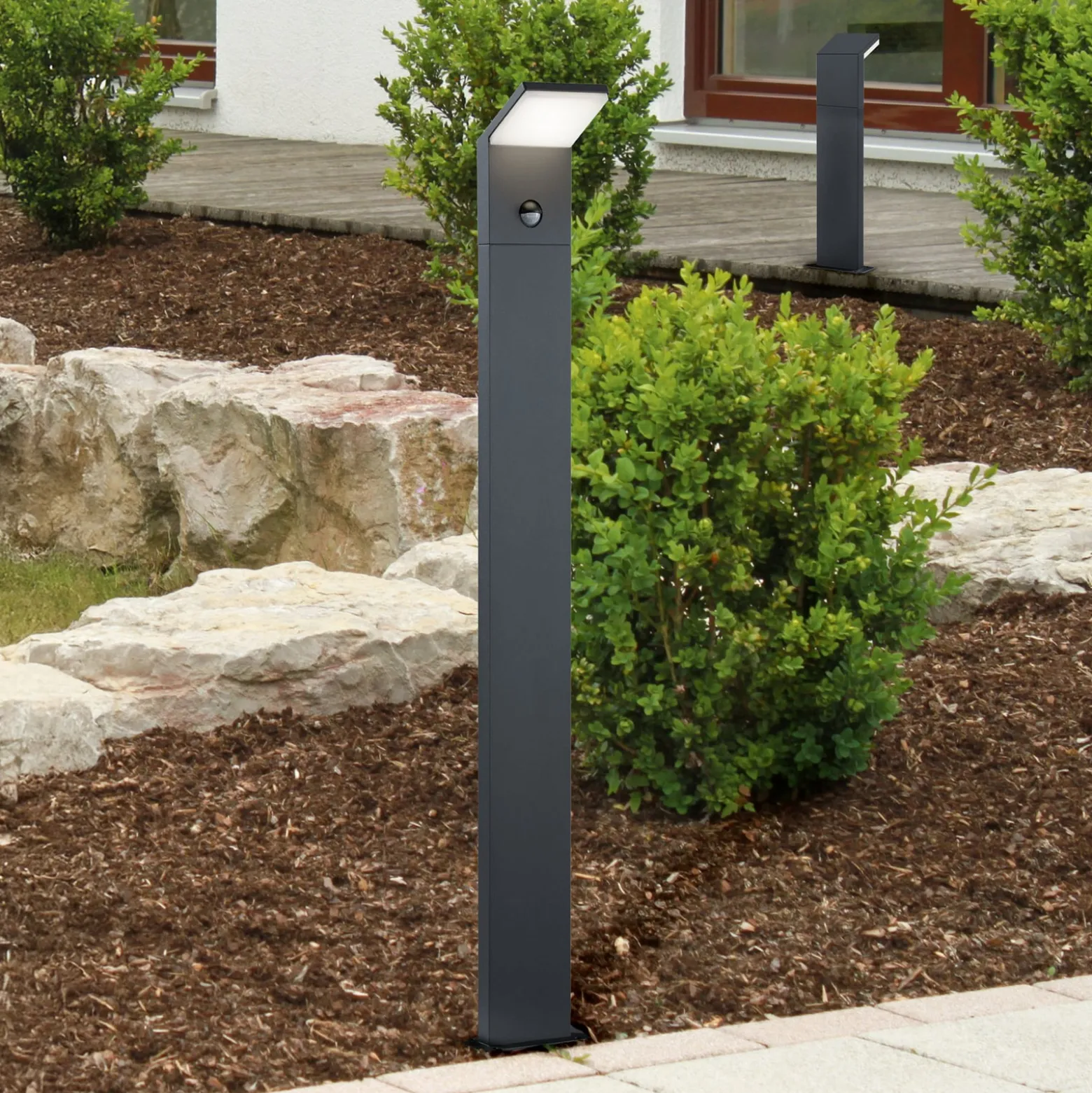 LED-Sensor-Wegelampe PEARL Höhe 100 cm anthrazit Metall IP54