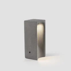 LED-Sockelleuchte Grot, 2700K, grau, Beton, IP55, Höhe 40 cm