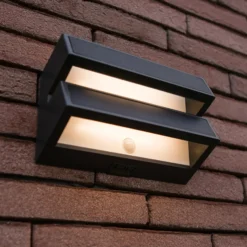 LED-Solar-Außenwandlampe BARLO, dunkelgrau 21 cm Sensor IP54