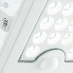LED-Solar-Außenwandstrahler Luton Sensor, weiß, Breite 13 cm