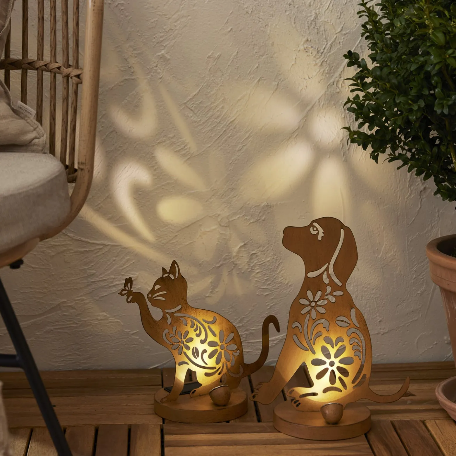 LED-Solar-Dekolampe Oxidog, Höhe 33 cm, rostfarben, IP44