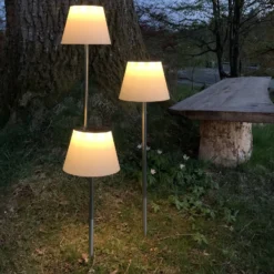 LED-Solar-Erdspießleuchte Solini, weiß/silber, Höhe 90 cm