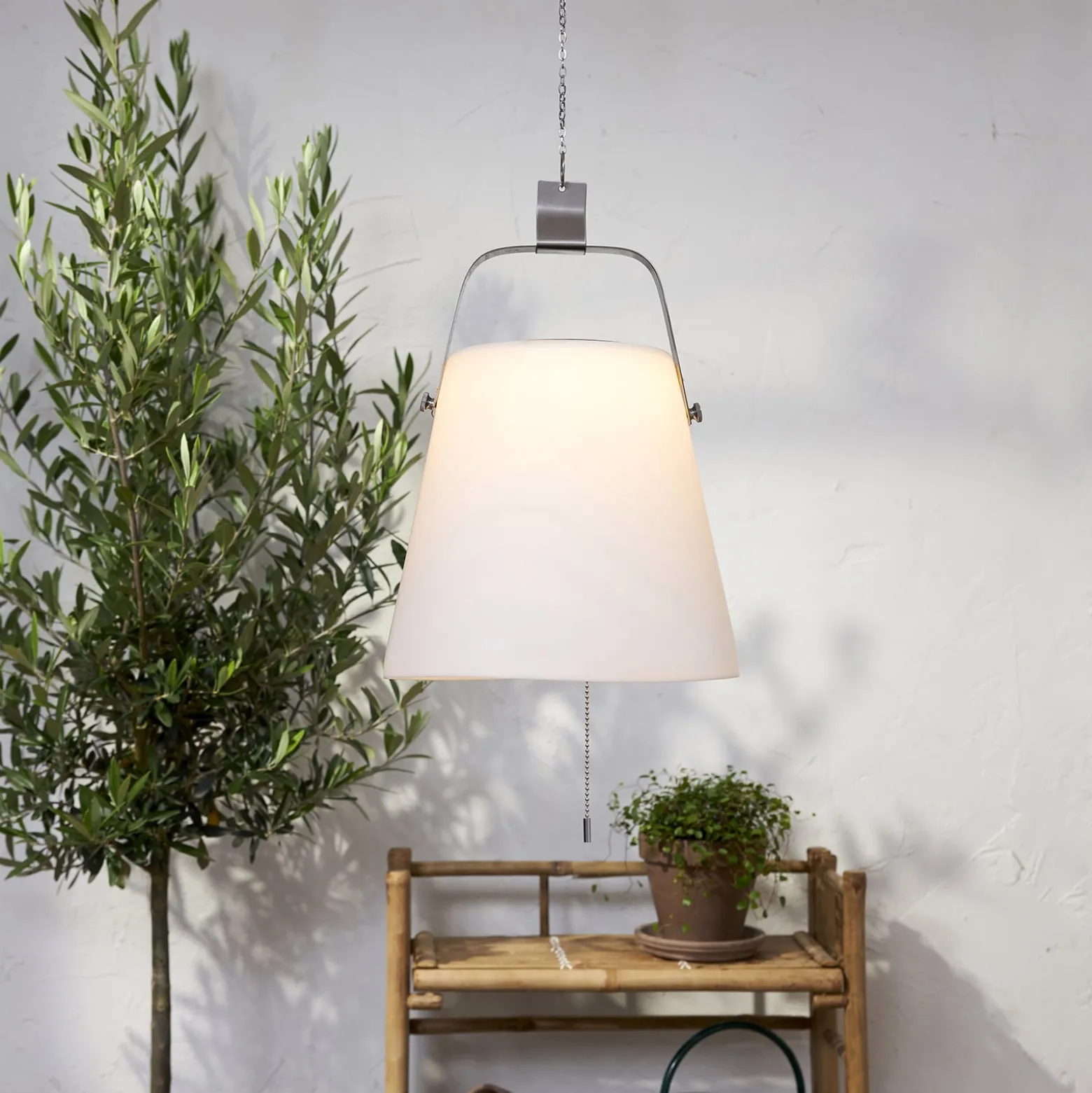 LED-Solarhängeleuchte Solia, Ø 28 cm