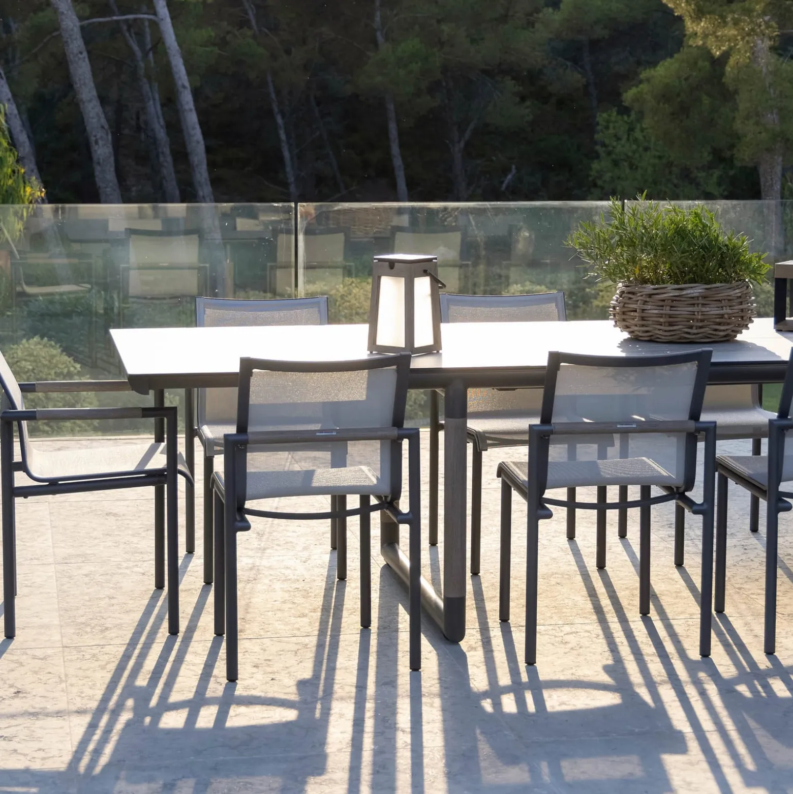 LED-Solarlaterne Tecka tragbar, Duratek 25 cm