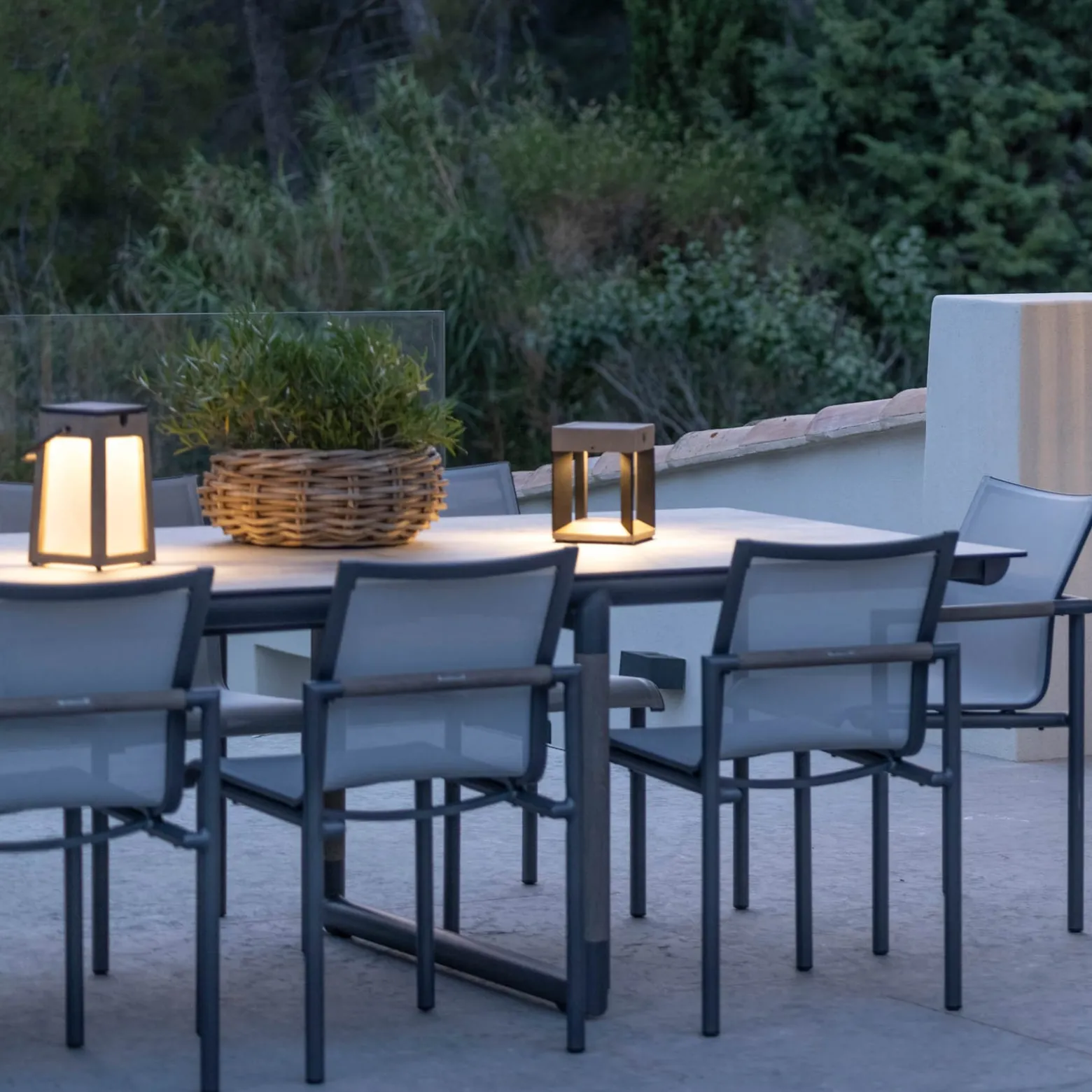 LED-Solarlaterne Tecka tragbar, Duratek 25 cm