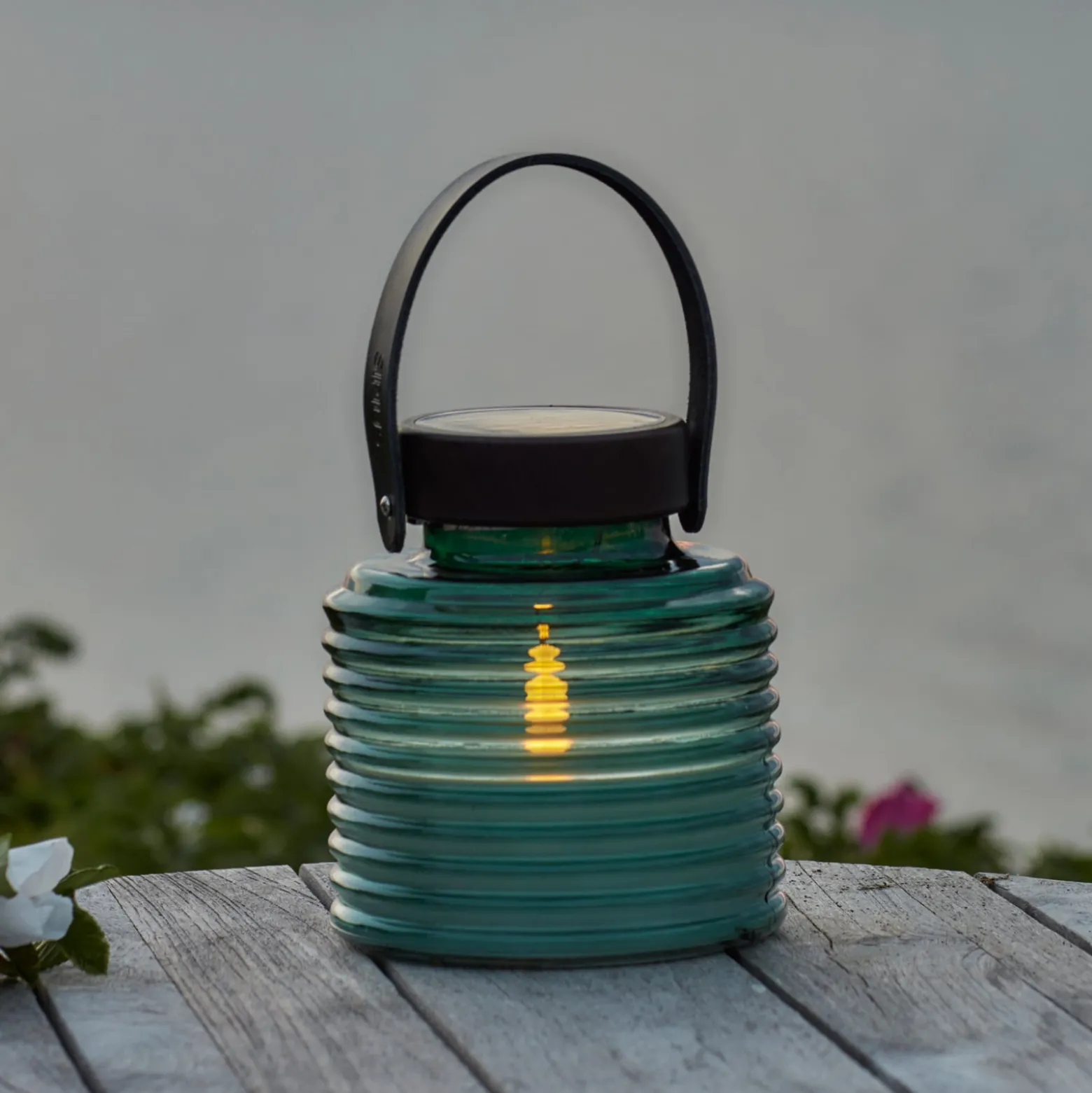 LED-Solarleuchte Aston Jar, Höhe 16 cm, grün/braun, IP44