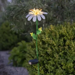 LED-Solarleuchte Daisy in Gänseblümchenform