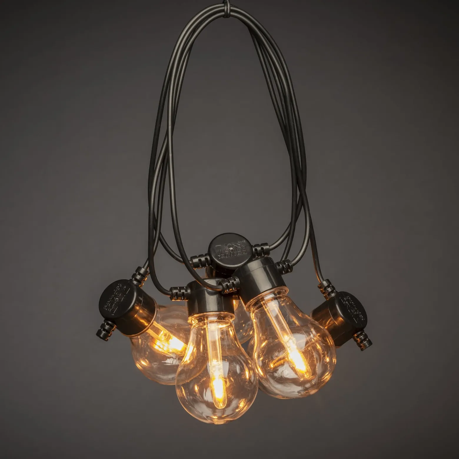LED-Solar-Lichterkette Party, 4,2W, bernstein, IP44, 1800K