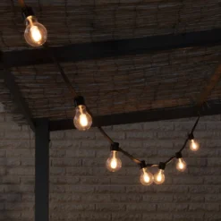 LED-Solar-Lichterkette Party, 6,2W, bernstein, IP44, 1800K