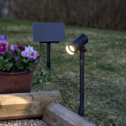 LED-Solar-Spot Powerspot 53cm, 250lm, schwarz, Erdspieß