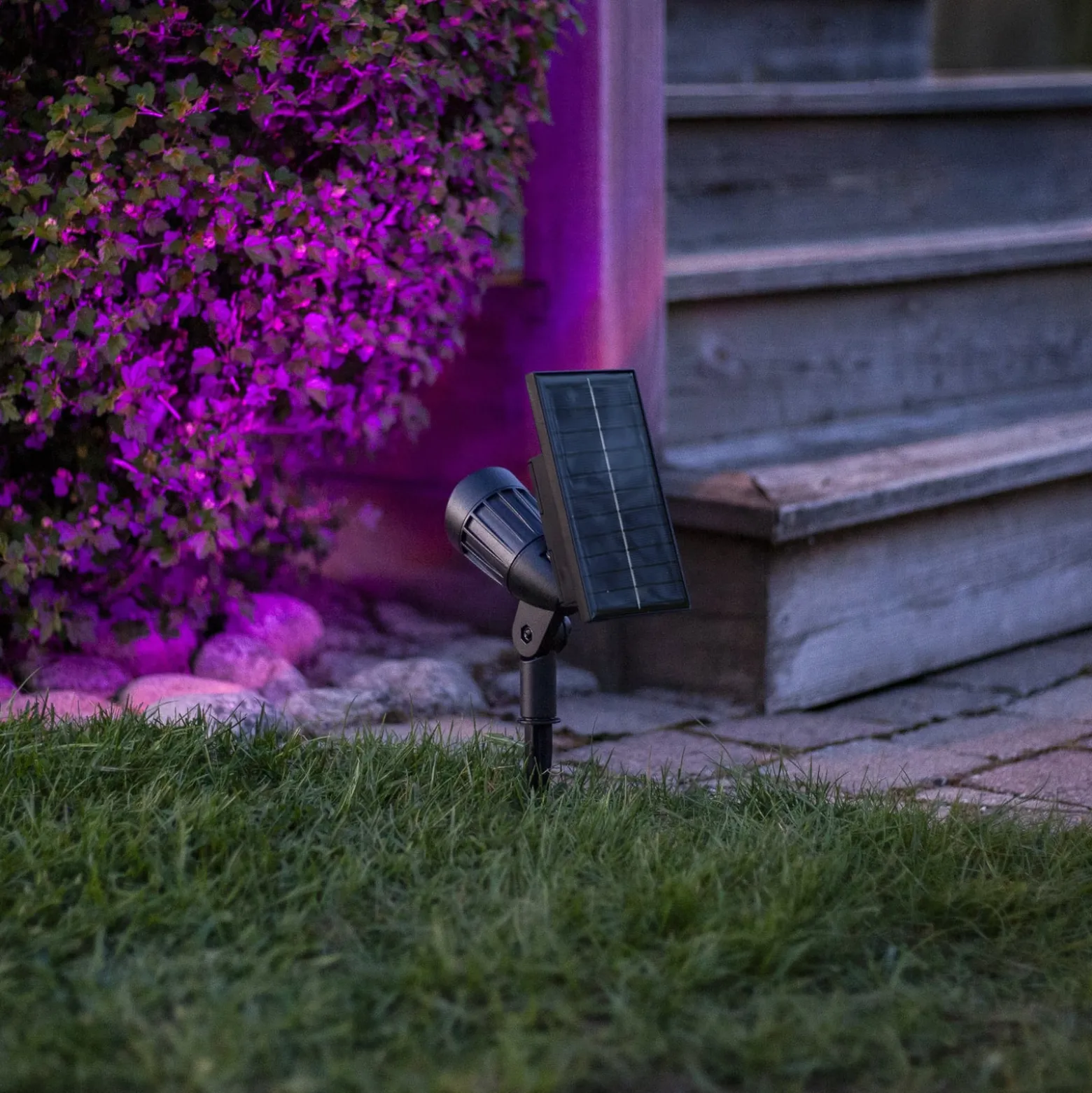 LED-Solar-Spot Powerspot 19cm RGBW, 80lm, schwarz, Erdspieß