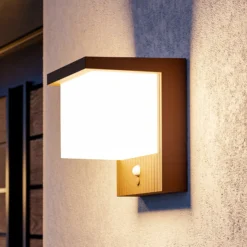 LED-Solarwandlampe Frigento rostfarben, Höhe 15 cm, Sensor