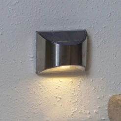LED-Solarwandleuchte Wally, silber, 2er-Set