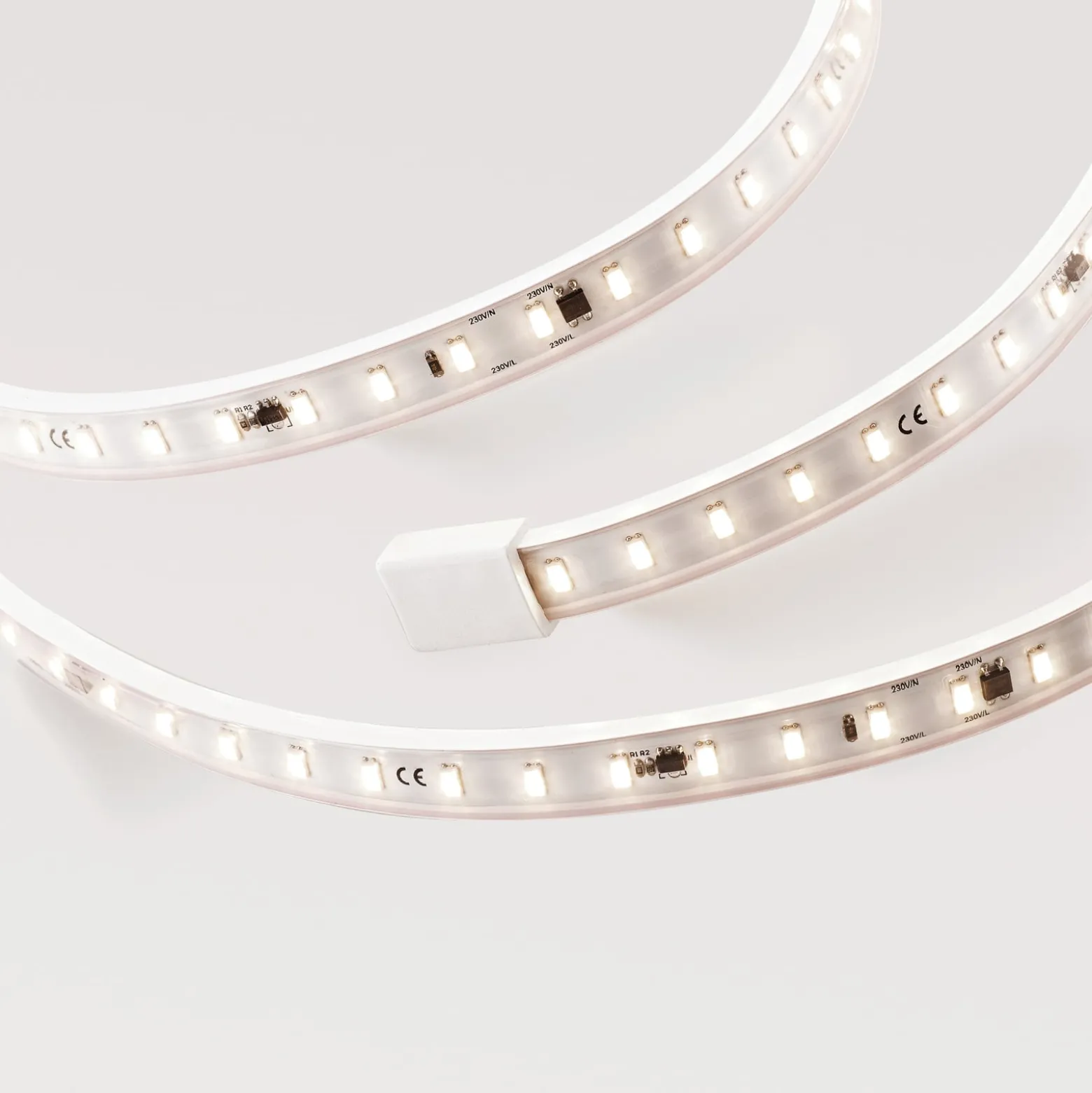 LED-Strip 5966 Set, 230V, 10m, IP65, 8W/m, 3.000 K