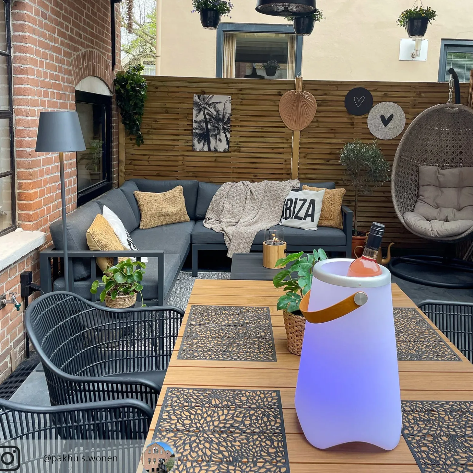 LED-Tischlampe Jamaica mit Bluetooth-Lautsprecher