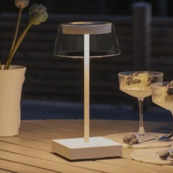 LED-Tischlampe Scilla mit USB, weiß