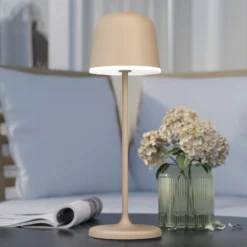 LED-Tischleuchte Mannera mit Akku, sand