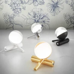 LED-Tischleuchte Rossini, weiß, Aluminium, PMMA, Dimmer
