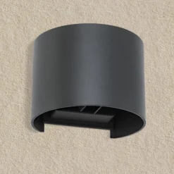 LED-Wandleuchte Scotty mit variablem Abstahlwinkel