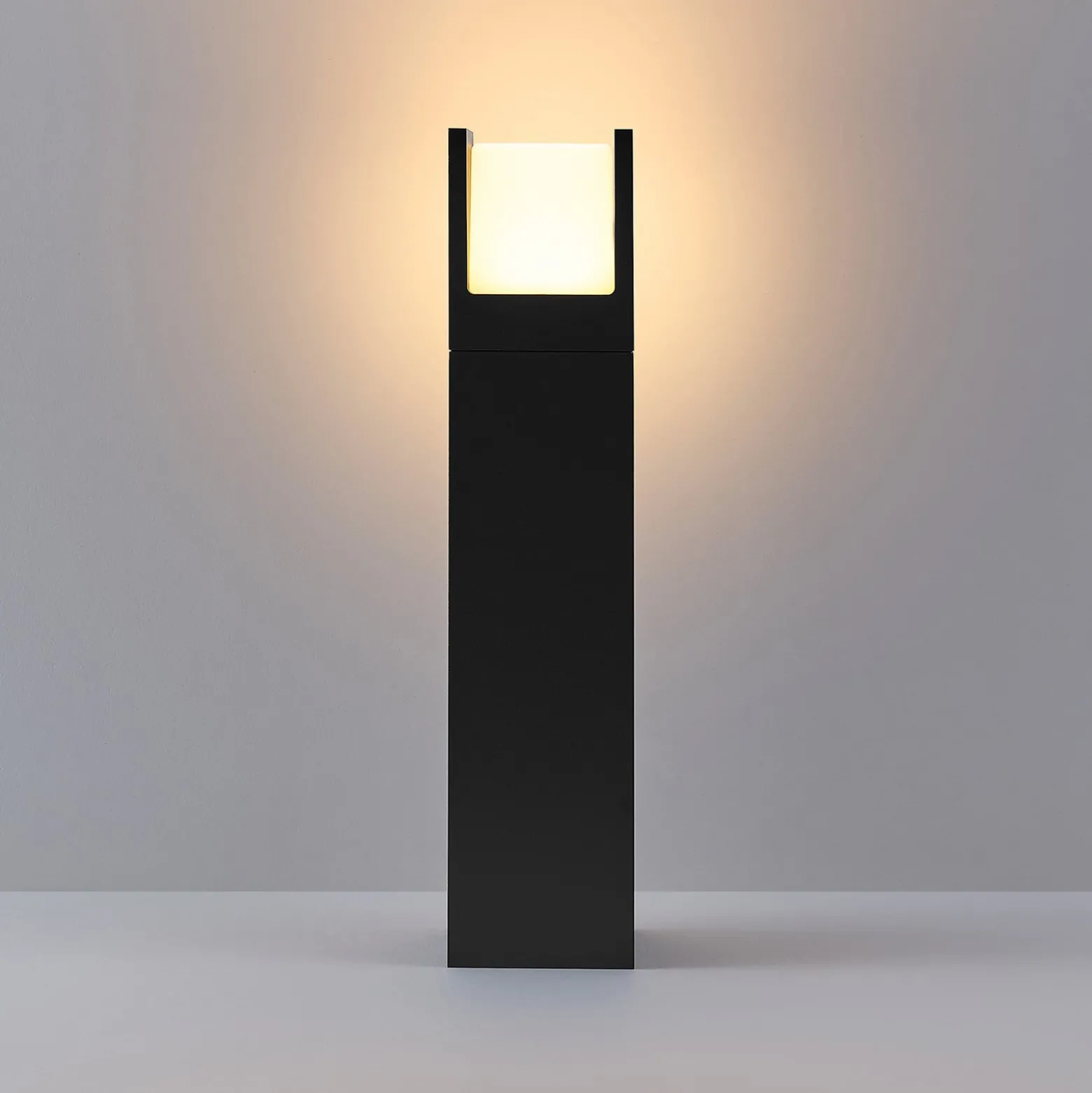 LED-Wegelampe FYNN-U, Höhe 45 cm, anthrazit, CCT IP65 on/off
