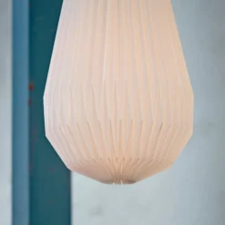 LE KLINT Comet - Designer-Hängeleuchte, 25 cm