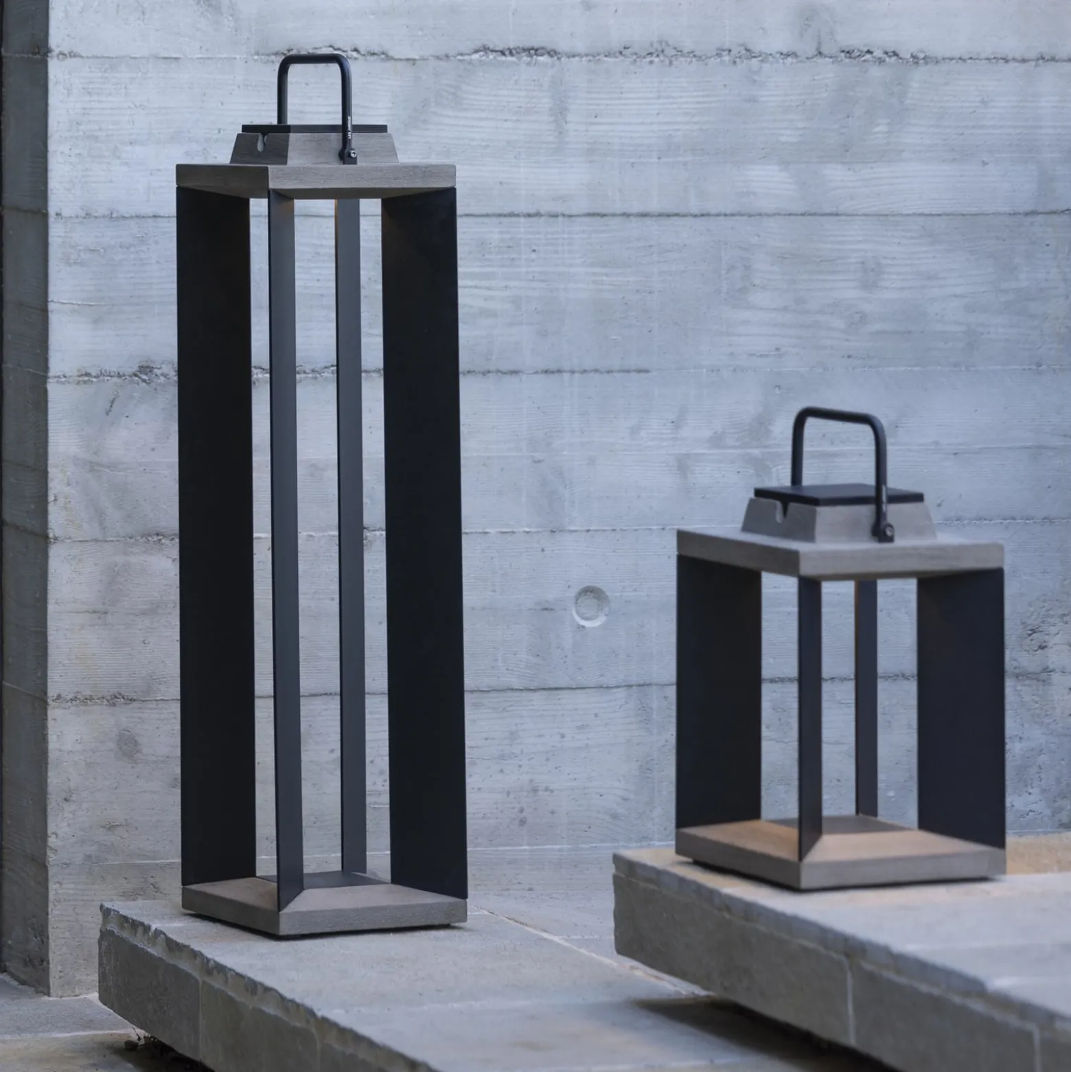 Les Jardins LED-Solarlaterne Teckalu, grau/schwarz, 60 cm