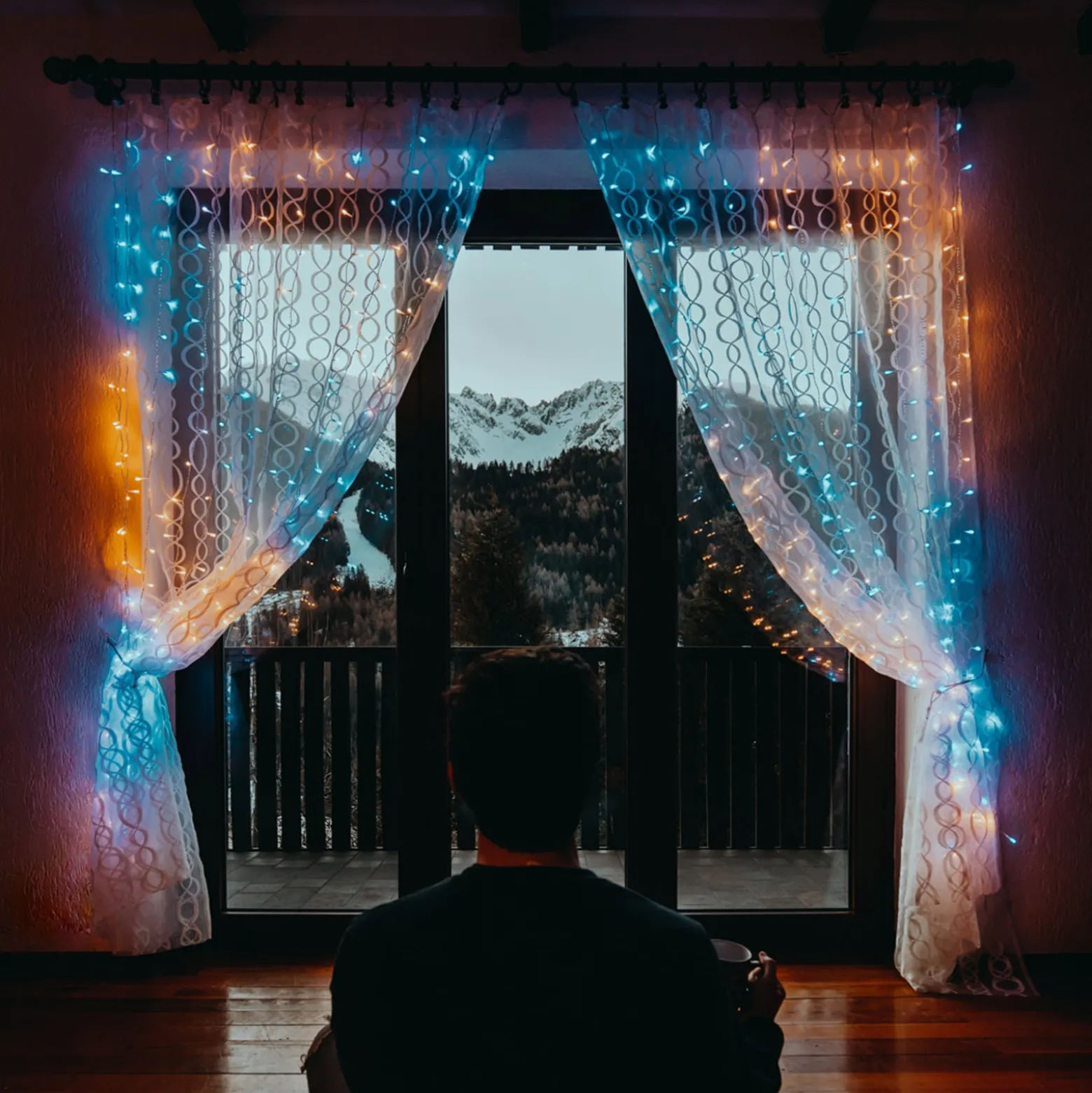 Lichtvorhang Twinkly RGBW, 210 LEDs