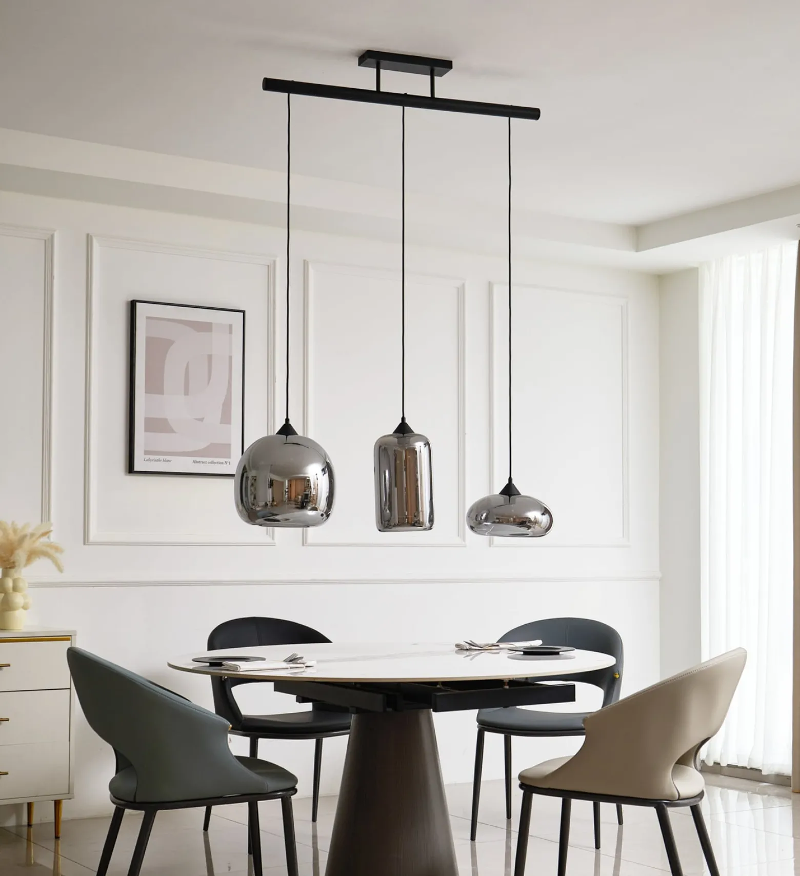 Lindby Arloris Pendellampe mit 3 Rauchglasschirmen
