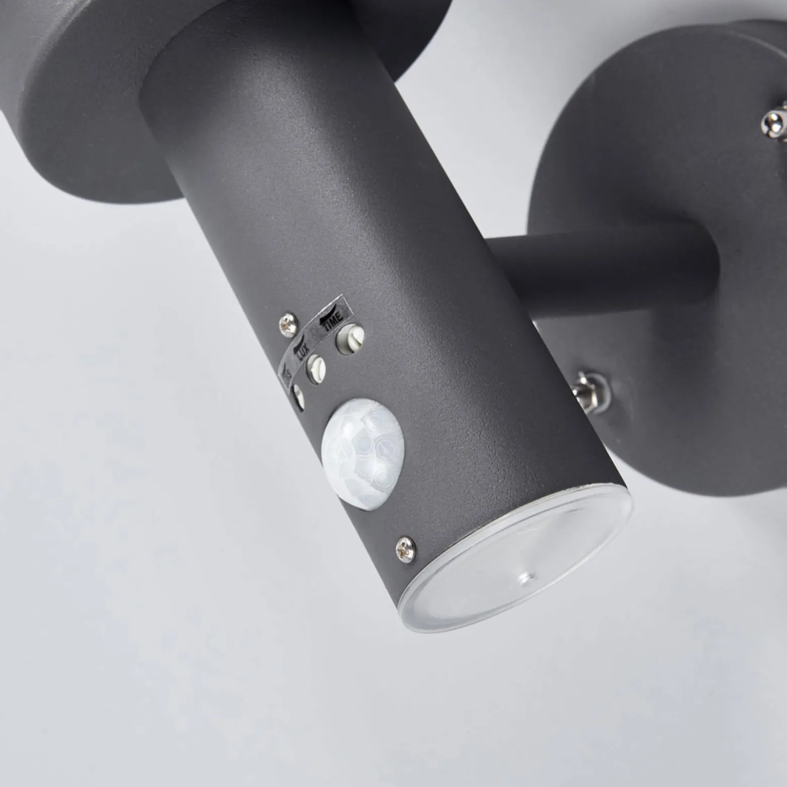Lindby Außenwandlampe Djori, Sensor, anthrazit, Edelstahl