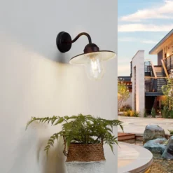 Lindby Außenwandlampe Filip, rostbraun, 30 cm, E27, IP44