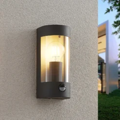 Lindby Außenwandlampe Junias, 24 cm, anthrazit, Sensor