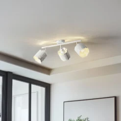 Lindby Deckenleuche Aralena, weiß, 3-flg., Länge 70,5 cm