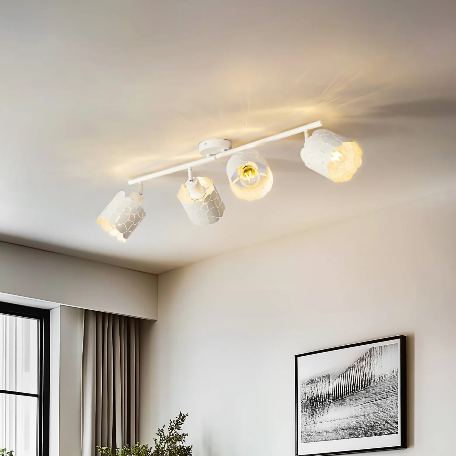 Lindby Deckenleuchte Aralena, weiß, 4-flg., Länge 97 cm