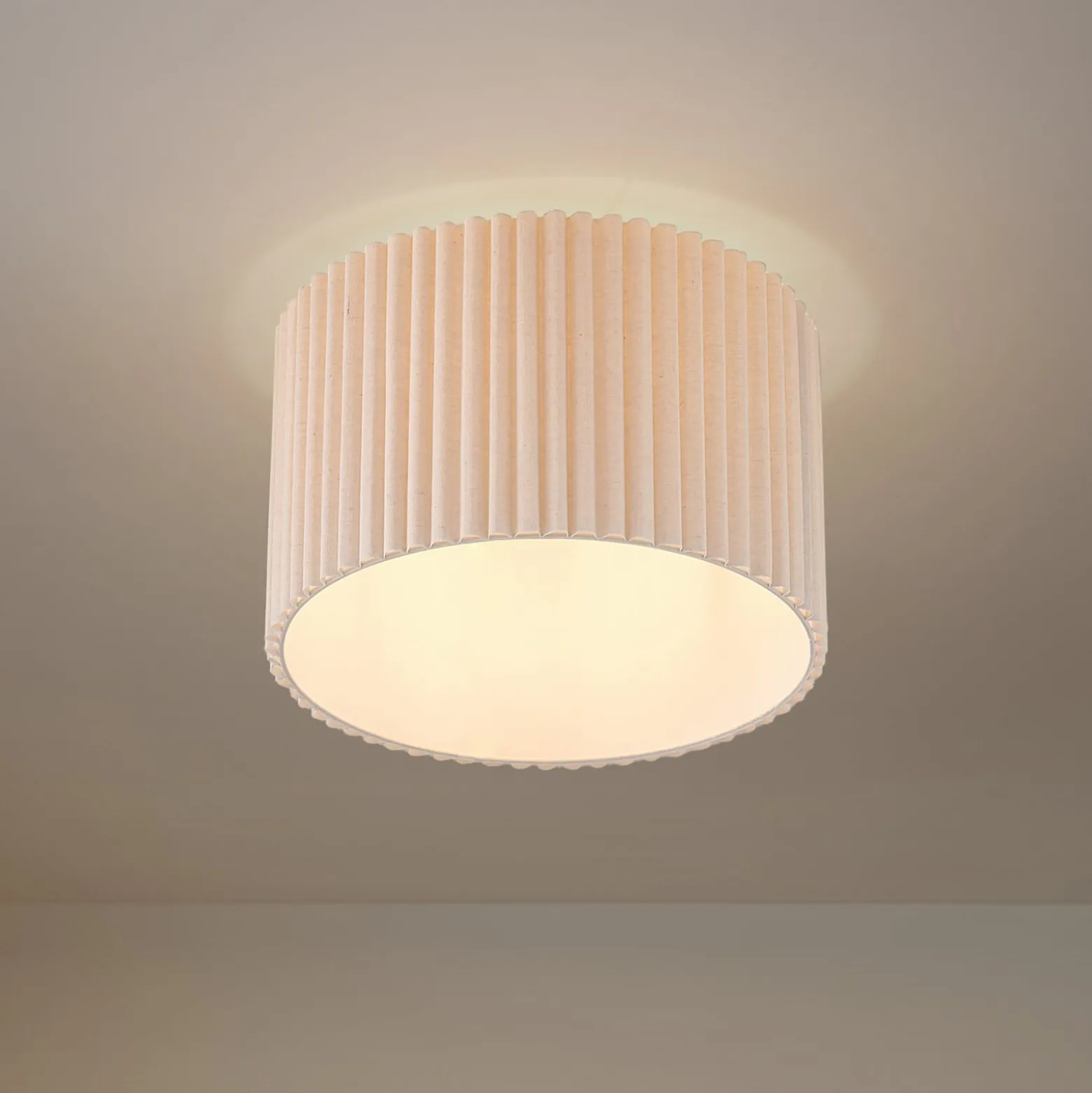 Lindby Deckenleuchte Libbie, Ø 45 cm, Leinen, cremefarben