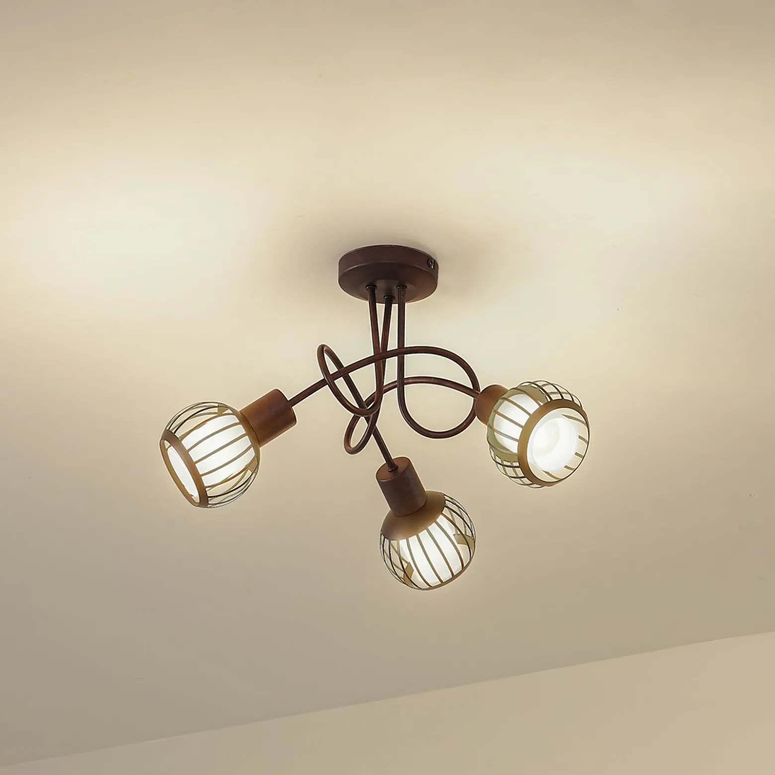 Lindby Deckenleuchte Solm, rost, Eisen, 3-flammig
