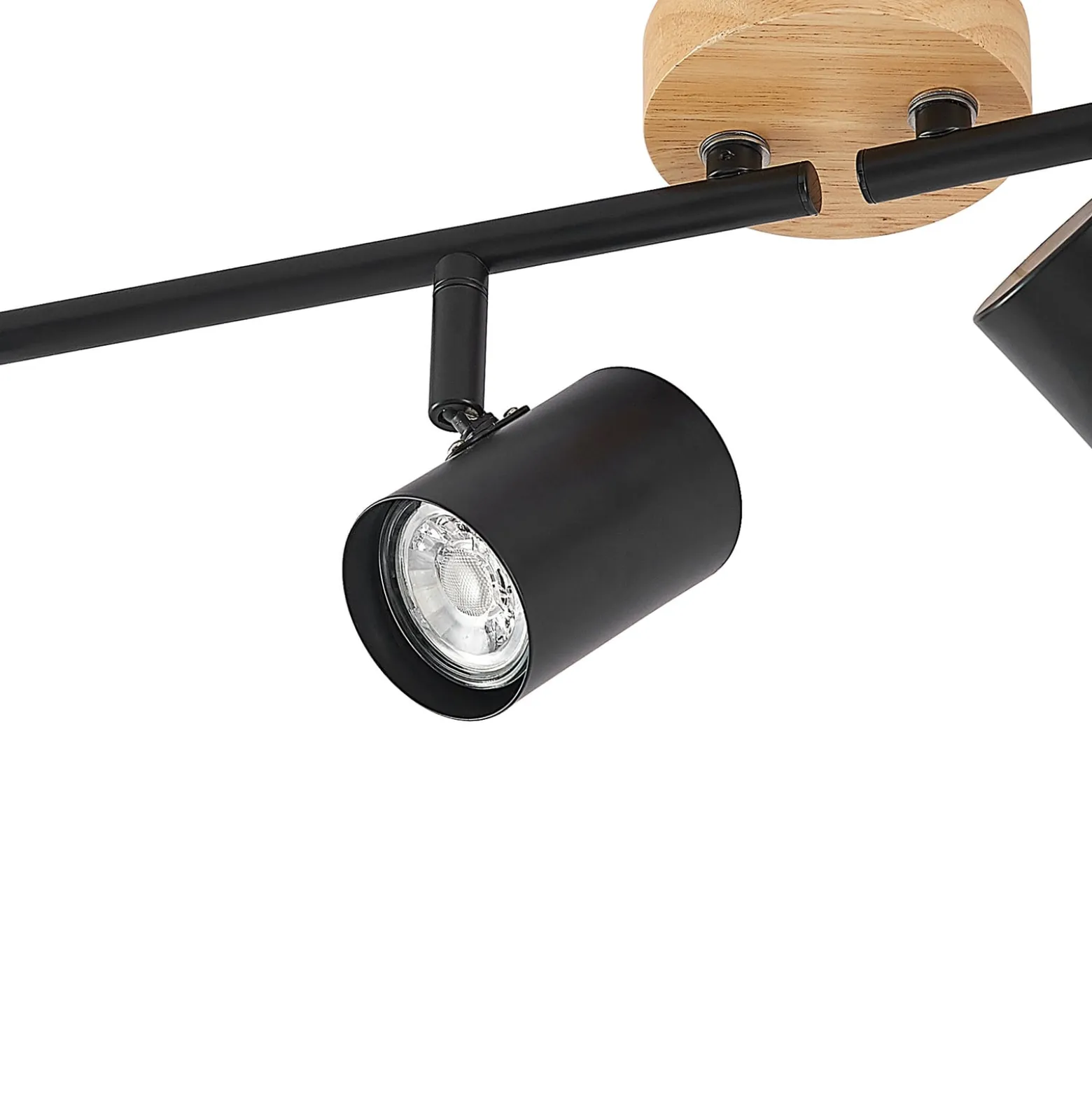 Lindby Deckenleuchte Xiomara, 4-flammig, 68 cm lang, Holz