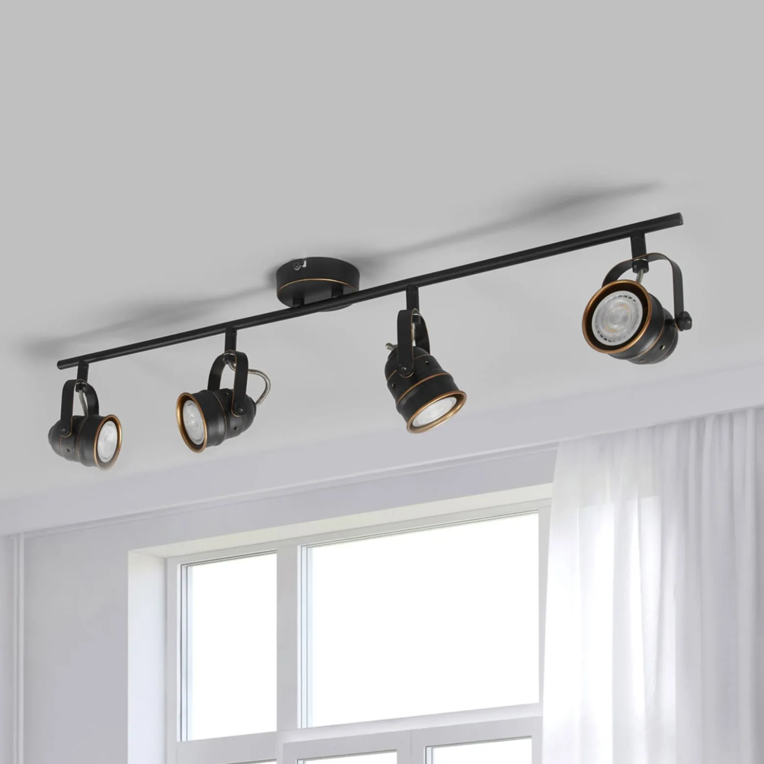 Lindby Deckenstrahler Leonor, 4-flg., schwarz, Metall, 78 cm
