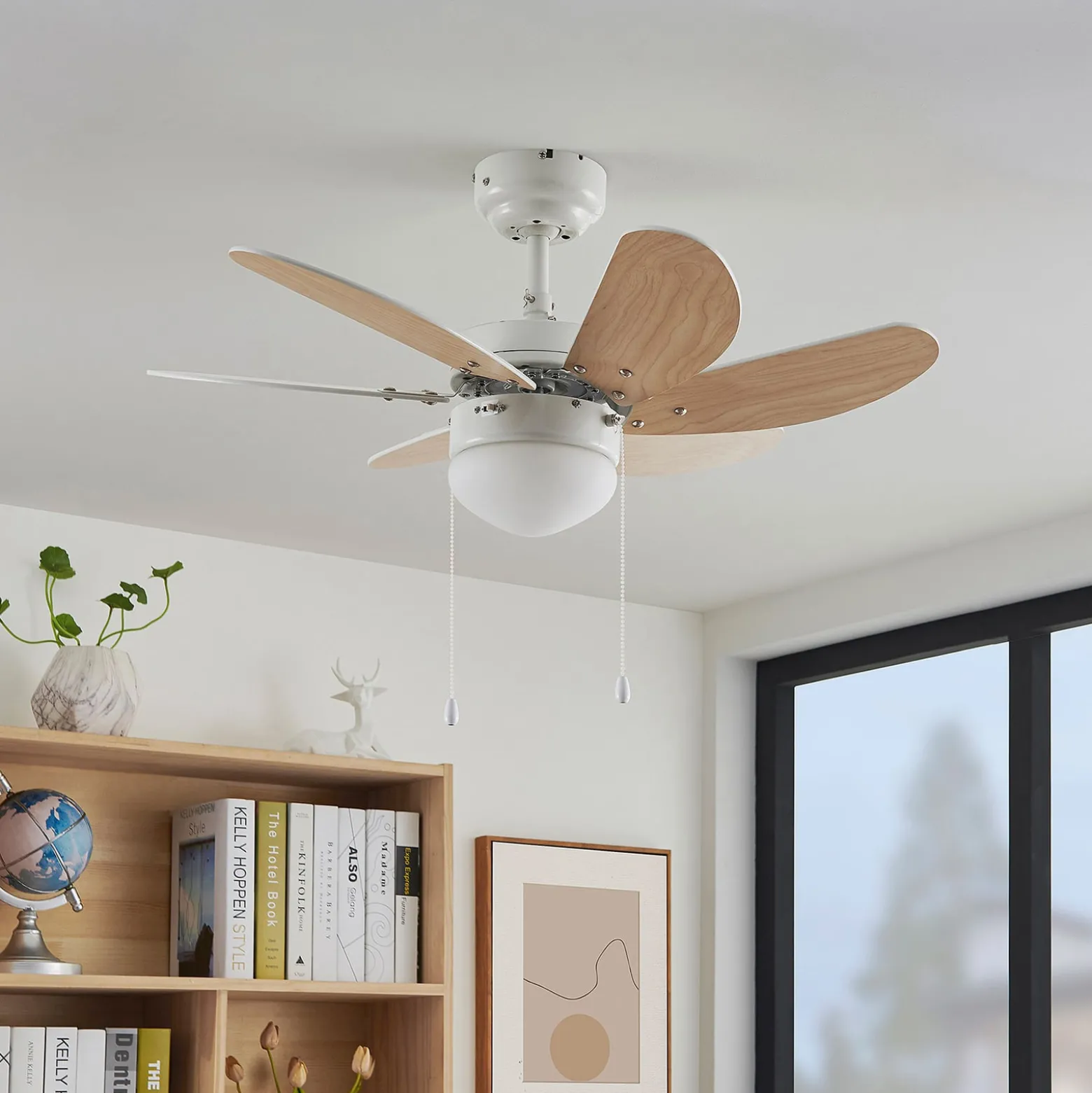 Lindby Deckenventilator mit Licht Minja, weiß, leise, Ø 80cm
