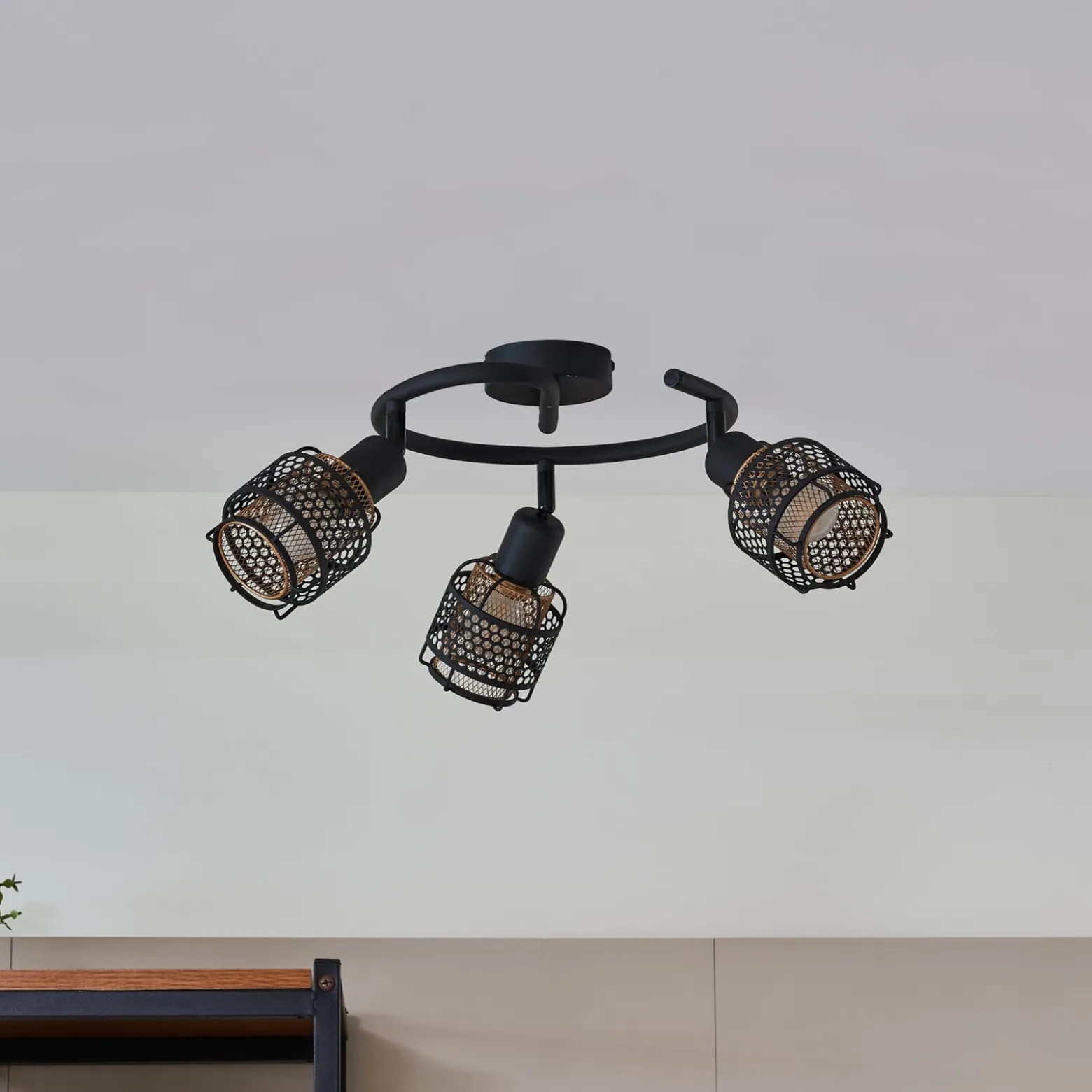 Lindby Eudoria Deckenlampe 3-flammig schwarz/gold