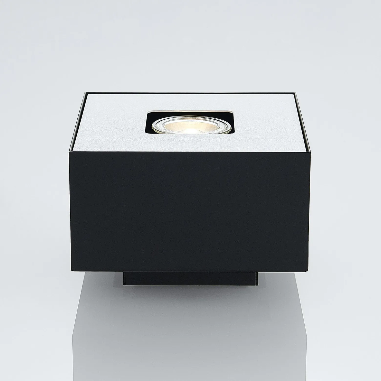 Lindby Kasi Deckenleuchte, schwarz 1-fl. 14 x 14cm