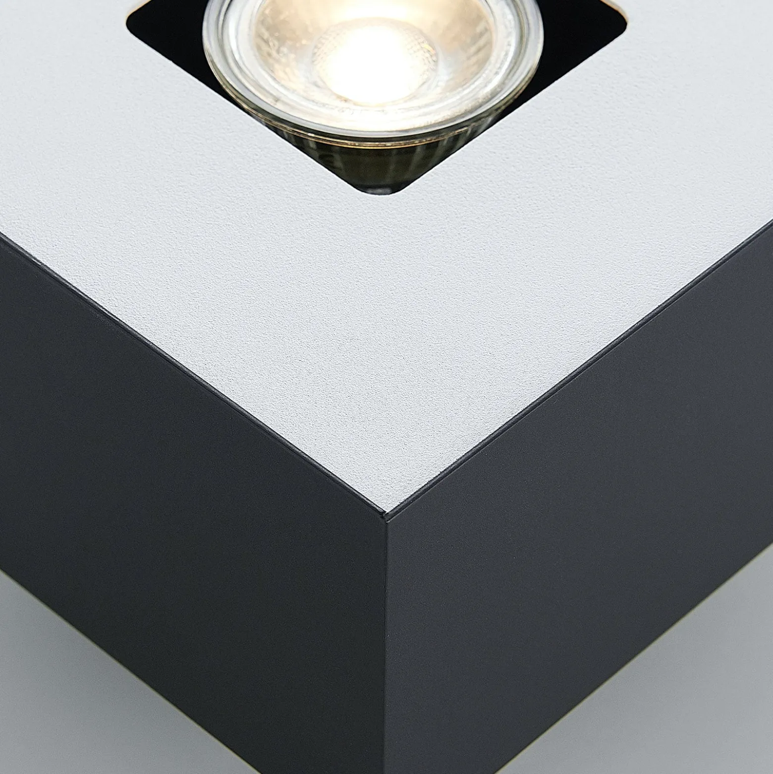 Lindby Kasi Deckenleuchte, schwarz 1-fl. 14 x 14cm