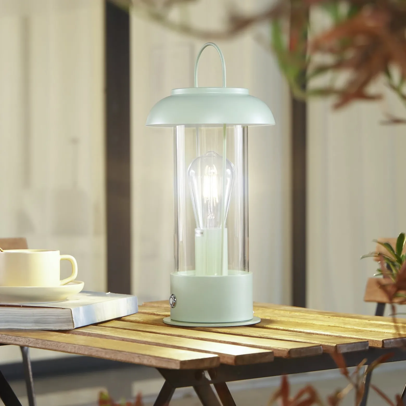Lindby LED-Akkutischleuchte Yvette, grün, IP44, Touchdimmer