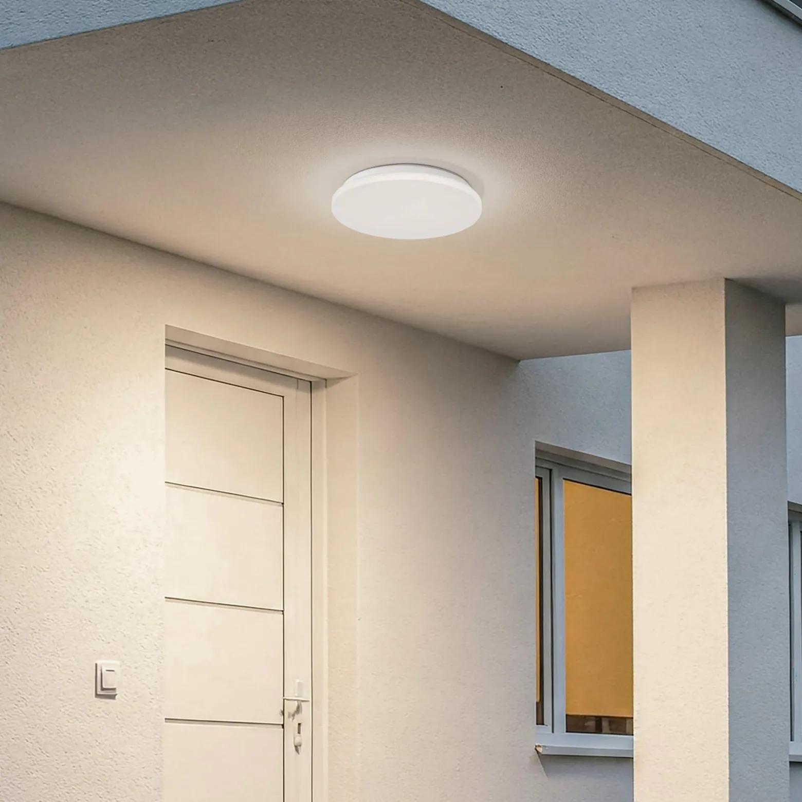 Lindby LED-Außendeckenleuchte Kirkola, 3000 K, Ø 34 cm, weiß