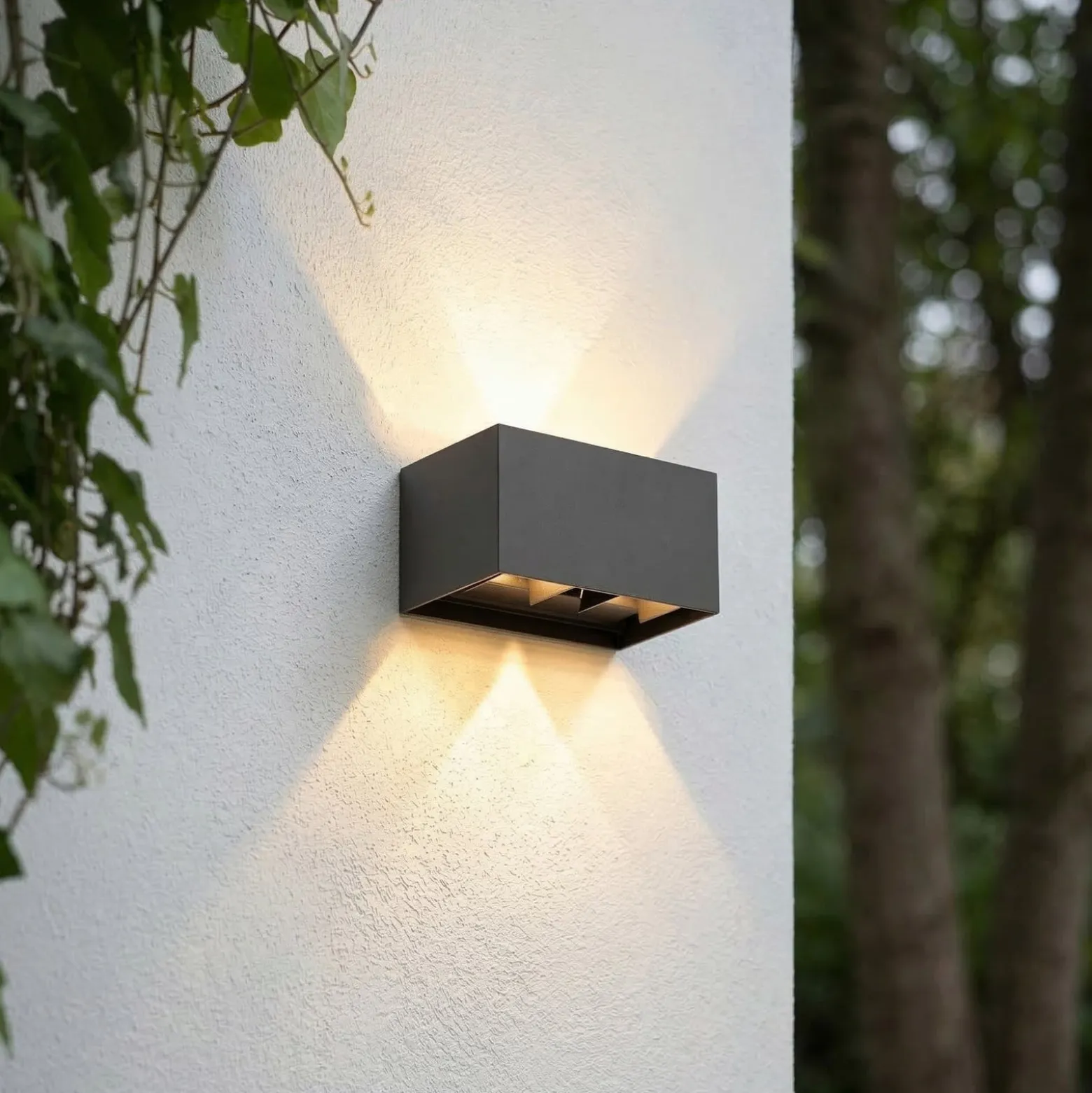 Lindby LED-Außenwandlampe Nivar, eckig, schwarz, 20cm, IP54