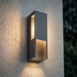 Lindby LED-Außenwandleuchte Enyra, schwarz, 27 cm, IP65