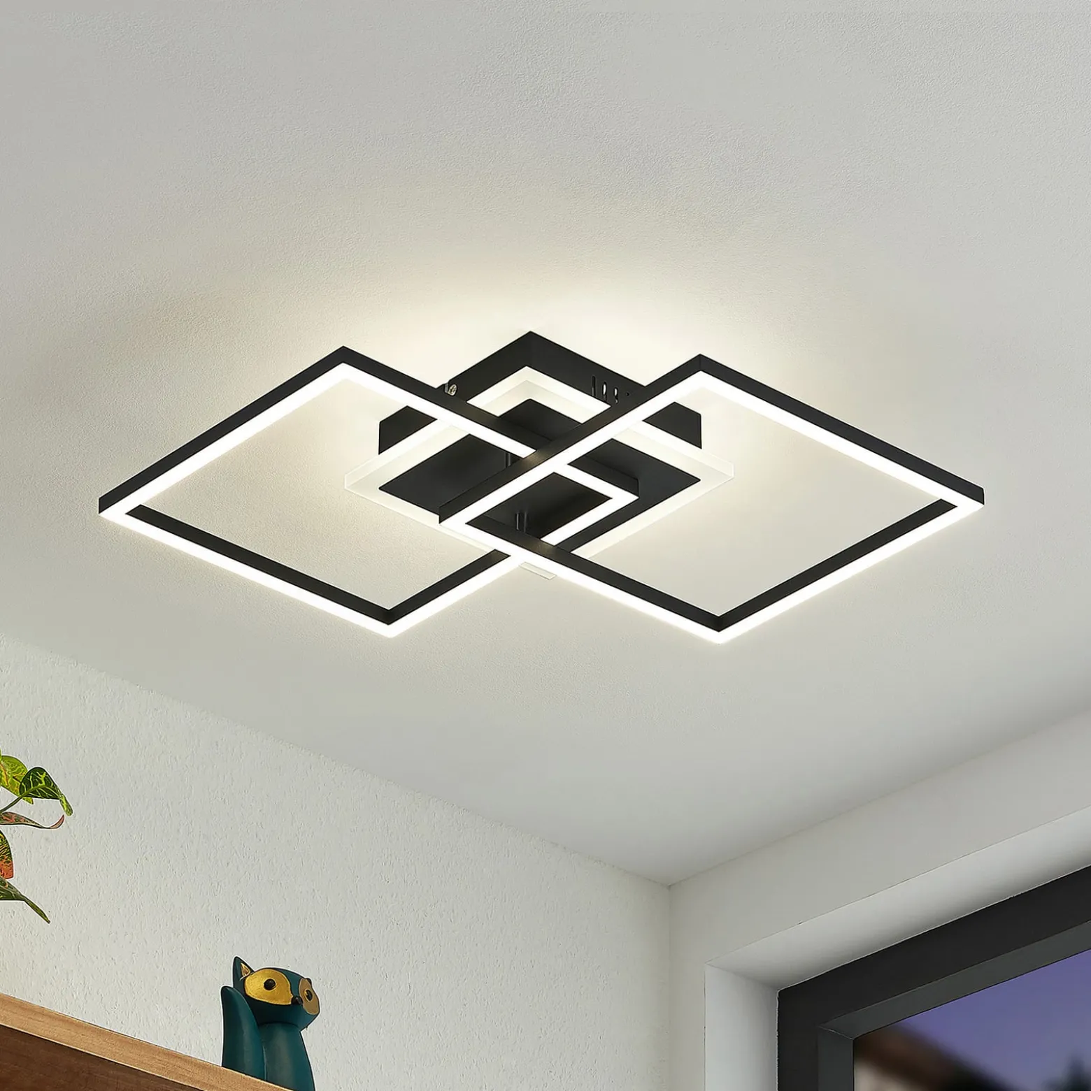 Lindby LED-Deckenlampe Fjardo, eckig, schwarz, CCT, Remote