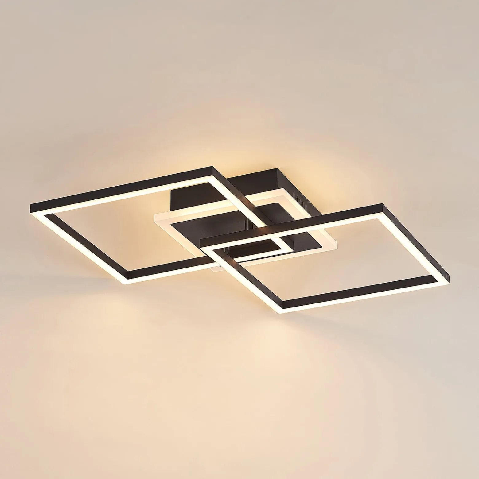 Lindby LED-Deckenlampe Fjardo, eckig, schwarz, CCT, Remote