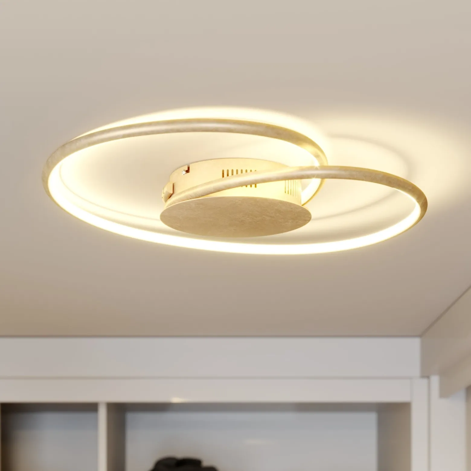 Lindby LED-Deckenlampe Joline, Ø 45 cm, goldfarben, Metall