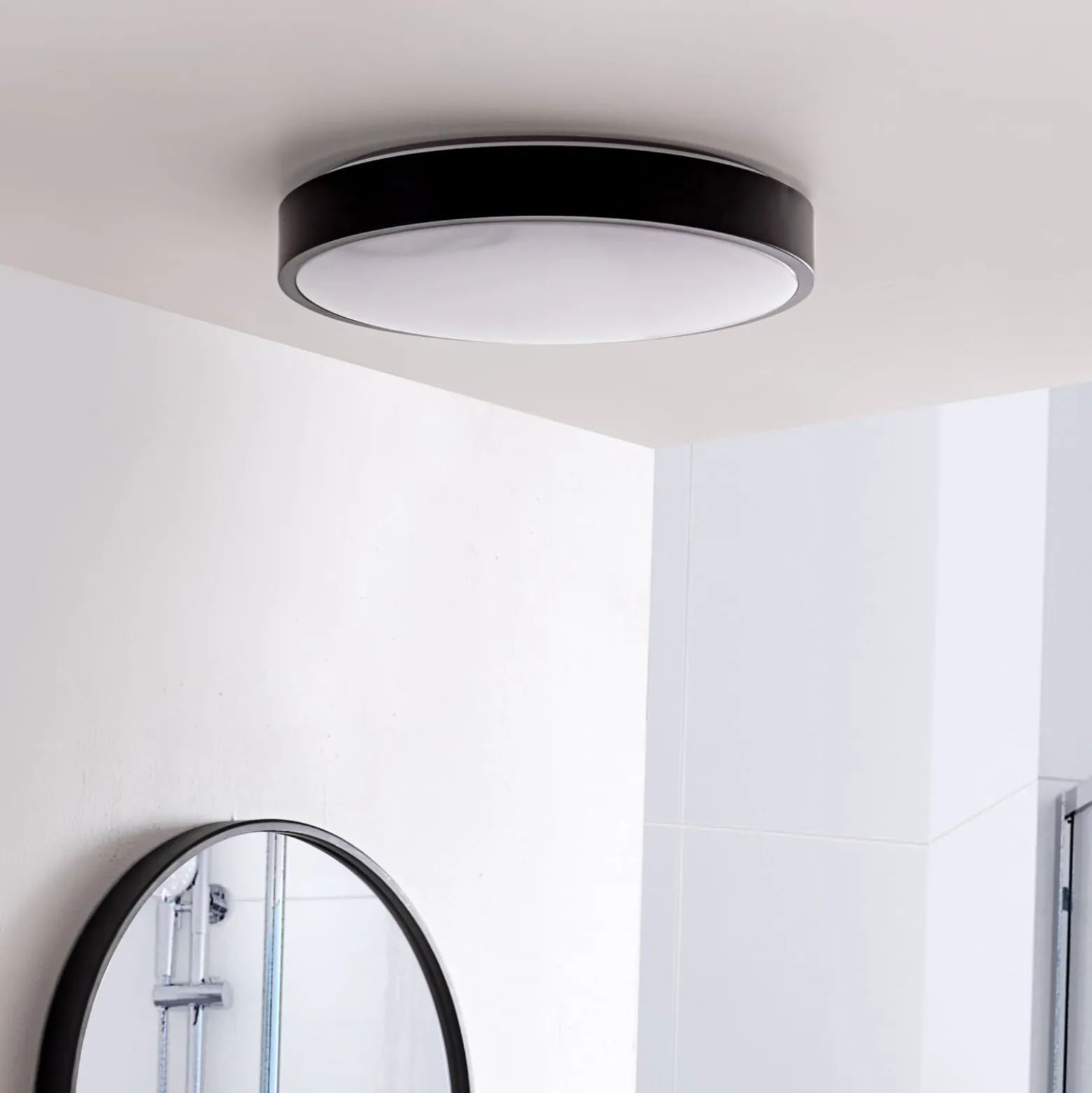 Lindby LED-Deckenlampe Medon, Ø 38 cm, schwarz, IP44, Metall