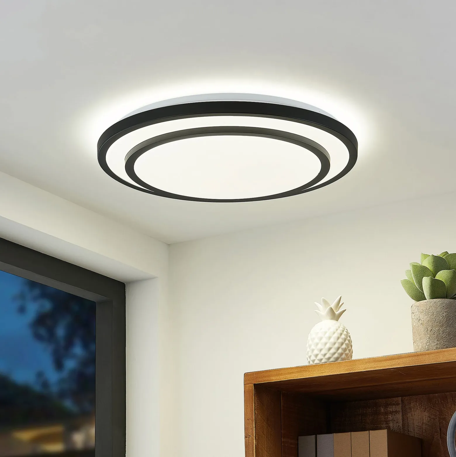 Lindby LED-Deckenleuchte Essina, schwarz, Metall, CCT, dim.